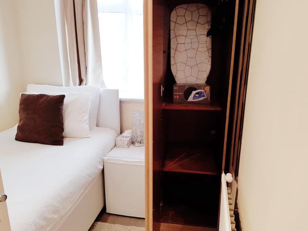 Budget Single Room